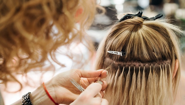 ARE HAIR EXTENSIONS EASY TO SEE?